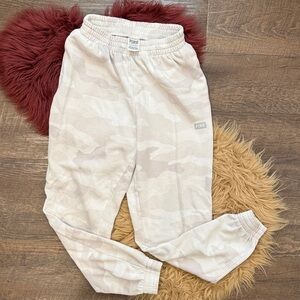 PINK Victoria's Secret Camouflage Joggers - Cream (XS)